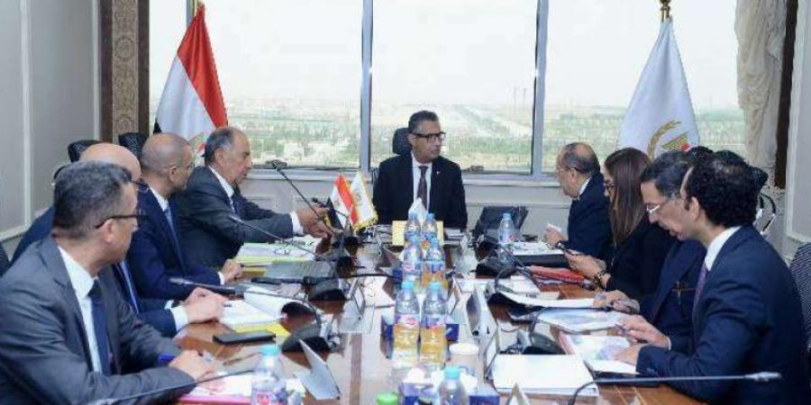 بالبلدي : وزير
      التموين
      يشدد
      على
      ضرورة
      استمرار
      التنسيق
      بين
      قطاعات
      الوزارة
      لتوفير
      احتياجات
      المواطنين