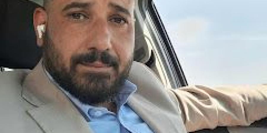 بالبلدي : "أسمع
      وأرى"..
      رواية
      تخلع
      الأقنعة
      وتمنح
      الصوت
      للصامتين