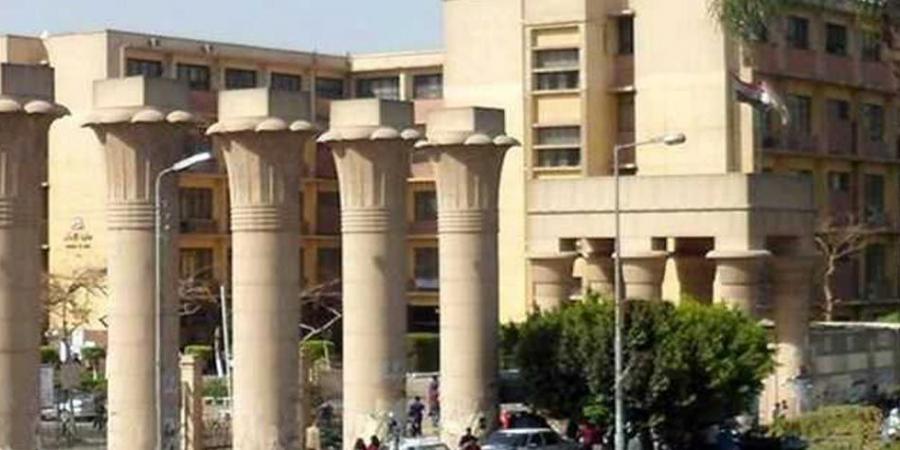 بالبلدي: واقعه
      مروعه
      داخل
      جامعة
      عين
      شمس..
      القصة
      الكاملة
      لواقعة
      تعدي
      طالبة
      على
      فرد
      أمن