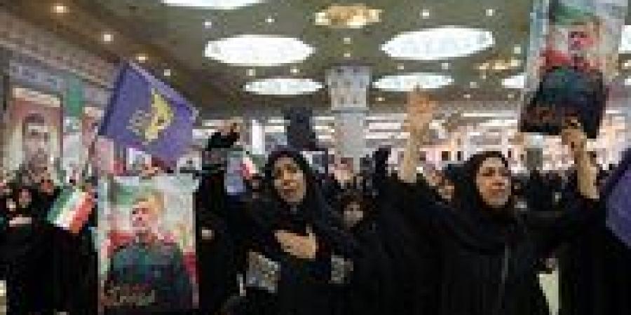 بالبلدي: الرئيس
      الإيراني
      بزشكيان
      يحضر
      مراسم
      تأبين
      لضحايا
      العدوان
      الإسرائيلي