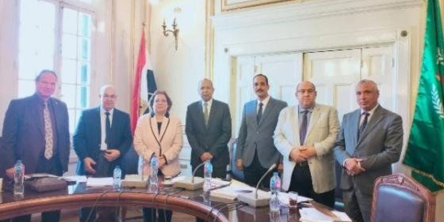 بالبلدي: ترقية
      د.
      عباس
      مصطفى
      عباس
      لدرجة
      أستاذ
      القانون
      المدني
      المساعد
      في
      قنا
      –
      القاهرة
      تايمز