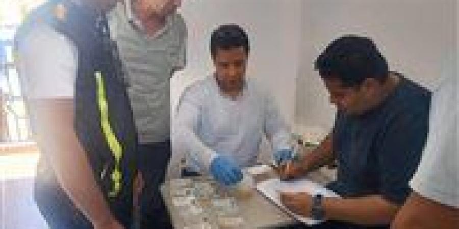 بالبلدي: حملة
      مشتركة
      للكشف
      تعاطي
      المواد
      المخدرة
      والمخالفات
      المرورية
      بالدقهلية