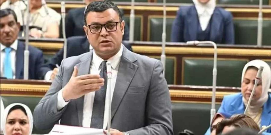 وزير
      الإسكان
      يكشف
      خريطة
      الوحدات
      البديلة
      فى
      حالات
      انتهاء
      العلاقة
      الإيجارية