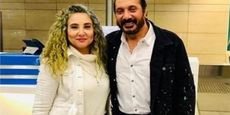 بالبلدي: «رسالة
      رومانسية»..
      علي
      الحجار
      يحتفل
      بعيد
      زواجه
      الـ
      23
      بهذه
      الطريقة