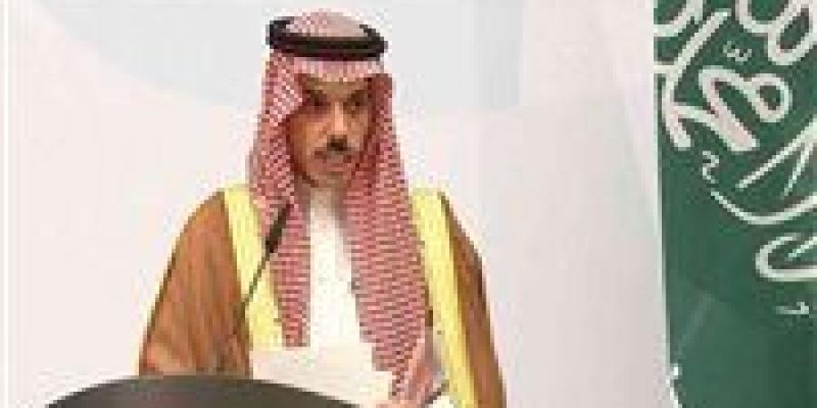 بالبلدي: وزير
      الخارجية
      ونظيره
      الأمريكي
      يبحثان
      المستجدات
      الإقليمية
      والدولية