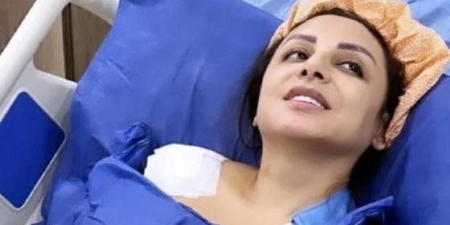 بالبلدي: أنغام
      تعلن
      تعرضها
      لوعكة
      صحية:
      أنا
      تعبانة
      في
      المستشفى
      ومعرّفتش
      حد
      –
      القاهرة
      تايمز