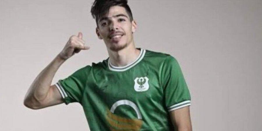بالبلدي: الزمالك
      أبرزهم..
      3
      أندية
      ترغب
      في
      ضم
      دغموم
      بعد
      انتهاء
      عقده
      مع
      المصري