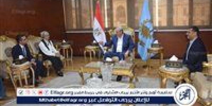 بالبلدي: محافظ
      الغربية
      يستقبل
      رئيس
      معهد
      تكنولوجيا
      المعلومات
      لبحث
      التعاون