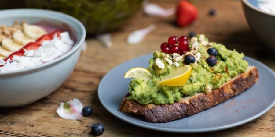 بالبلدي : 9 سناكات صحية مناسبة للكيتو