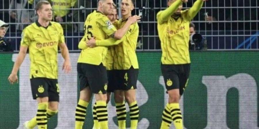 بالبلدي: بوروسيا
      دورتموند
      يتأهل
      علي
      حساب
      مونتيري
      لـ
      ربع
      نهائي
      مونديال
      الأندية
