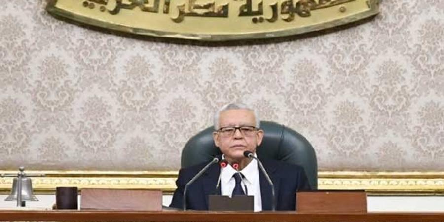 بالبلدي: البرلمان
      المصري
      يقر
      تعديلات
      «الإيجار
      القديم»
      رغم
      الاعتراضات