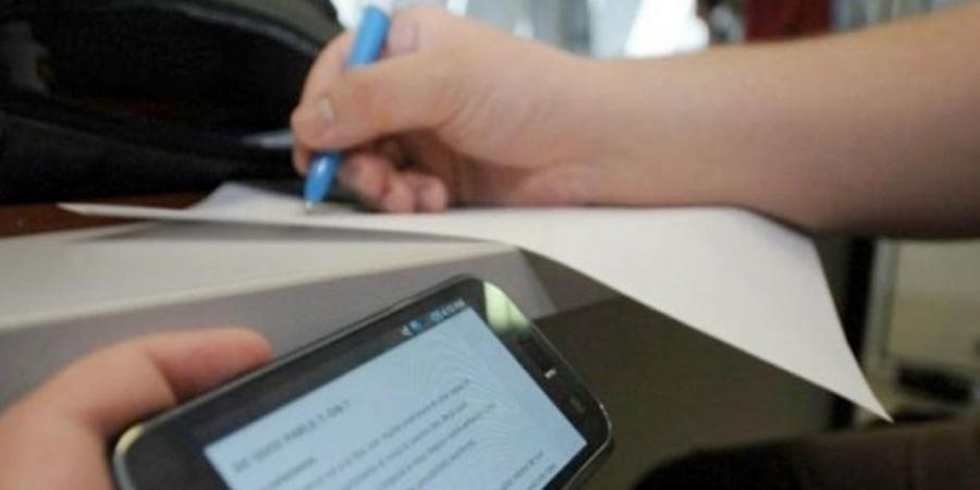 بالبلدي: جروبات
      الغش
      تزعم
      تداول
      امتحاني
      الكيمياء
      والجغرافيا
      للثانوية
      العامة
      2025