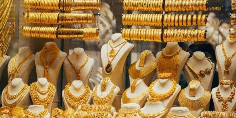 بالبلدي : بعد
      الهبوط
      المفاجئ
      في
      عيار
      21..
      كم
      سعر
      الذهب
      نهاية
      التعاملات
      المسائية
      الخميس
      3-7-2025؟