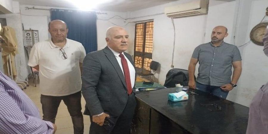بالبلدي : مدير
      الصحة
      بالقليوبية
      يتابع
      سير
      العمل
      بالمعمل
      المشترك
      والمجلس
      الطبي
      العام
      ببنها
