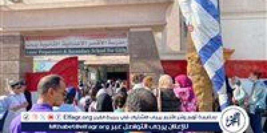 بالبلدي: بدء
      توافد
      طلاب
      الثانوية
      العامة
      لدخول
      اللجان
      الامتحانية