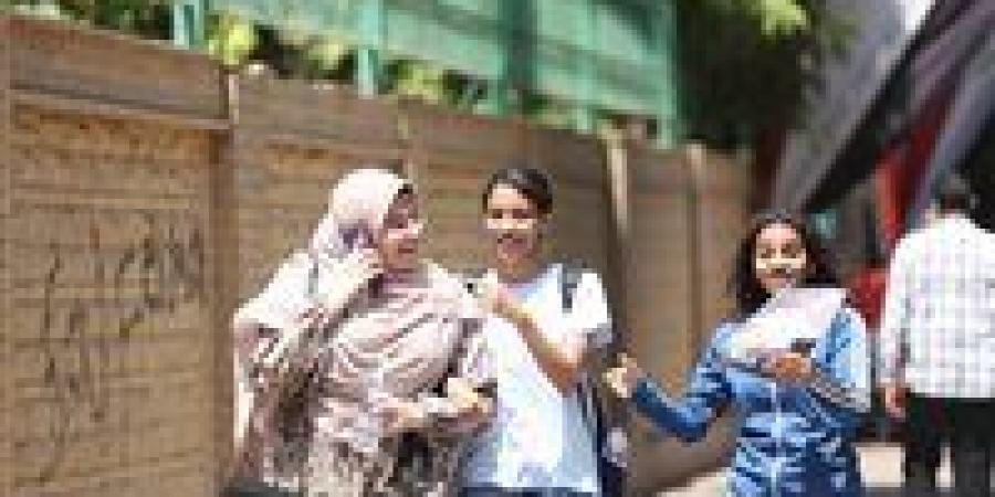 بالبلدي : مقابل
      200
      جنيه..
      حقيقة
      تسريب
      امتحان
      الكيمياء
      للثانوية
      العامة
      2025