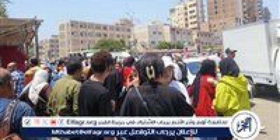 بالبلدي: انتظام
      64
      ألف
      320
      طالب
      وطالبة
      لبدء
      امتتحان
      الكيمياء
      للشعبة
      العلمية
      والجغرافيا
      الشعبة
      الأدبية
      في
      الدقهلية