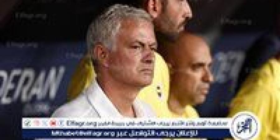 بالبلدي: برشلونة
      يضع
      عينه
      على
      دومفريس..
      سيناريو
      مورينيو
      يتكرر
      في
      الكامب
      نو