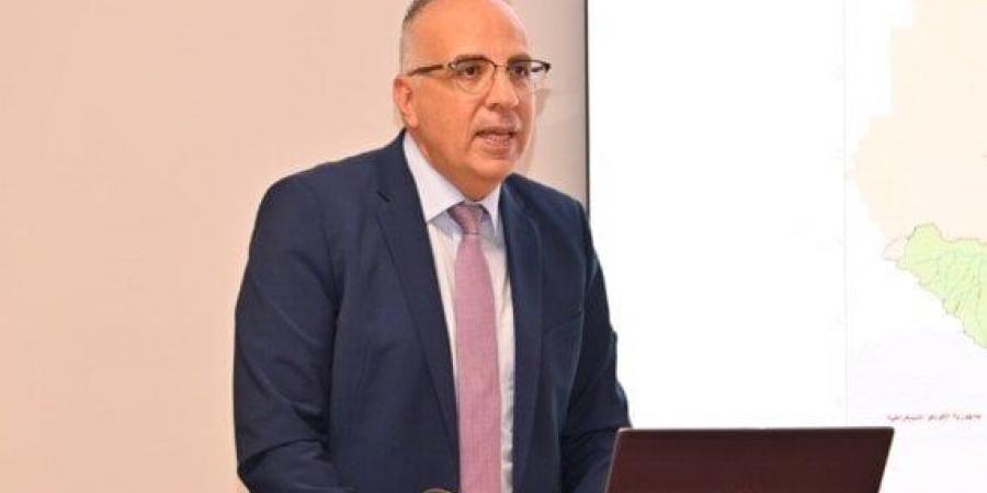 بالبلدي : وزير
      الري:
      مصر
      أبدت
      التزاما
      سياسيا
      صادقا
      للتوصل
      إلى
      اتفاق
      قانوني
      ملزم
      بشأن
      السد
      الإثيوبي