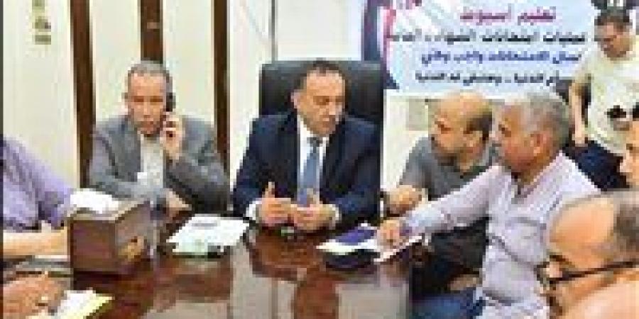 بالبلدي : محافظ
      أسيوط
      يتابع
      امتحانات
      الثانوية
      العامة