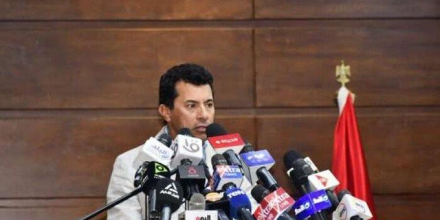 بالبلدي: وزير
      الرياضة:
      ثورة
      30
      يونيو
      كانت
      نقطة
      الانطلاق
      الحقيقية
      لبناء
      دولة
      راسخة
      بمؤسساتها