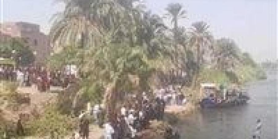 بالبلدي : بعد
      3
      ساعات
      من
      البحث..
      انتشال
      جثمان
      طالب
      غرق
      في
      ترعة
      بالأقصر