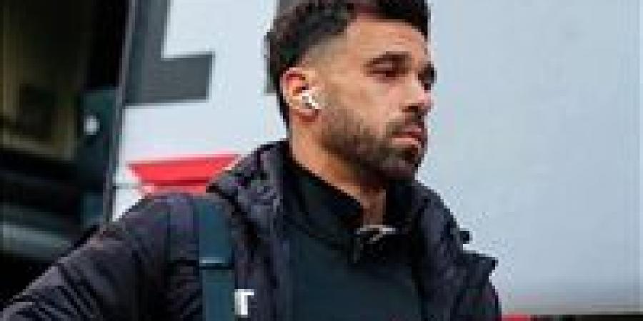 بالبلدي: حامد
      والسعيد
      على
      شاحن
      الزمالك
      بنسبة
      50
      %..تعرف
      على
      التفاصيل