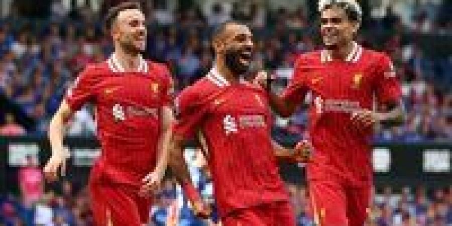 بالبلدي: كلمات
      مؤثرة
      من
      محمد
      صلاح
      عن
      جوتا..
      "الوداع
      هذه
      المرة
      كان
      مختلفًا"