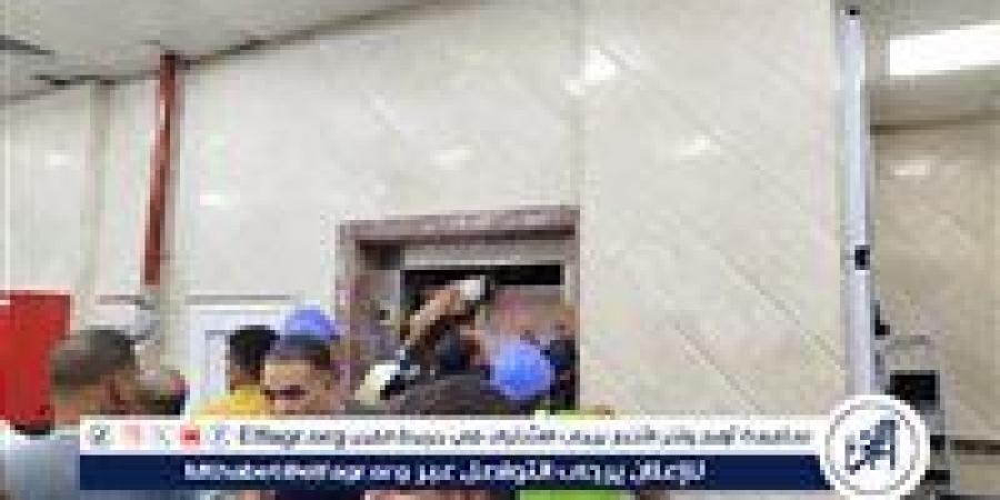 بالبلدي: بين
      السما
      والأرض..
      20
      دقيقة
      حبست
      الأنفاس
      داخل
      مصعد
      مستشفى
      خاص
      ببني
      سويف