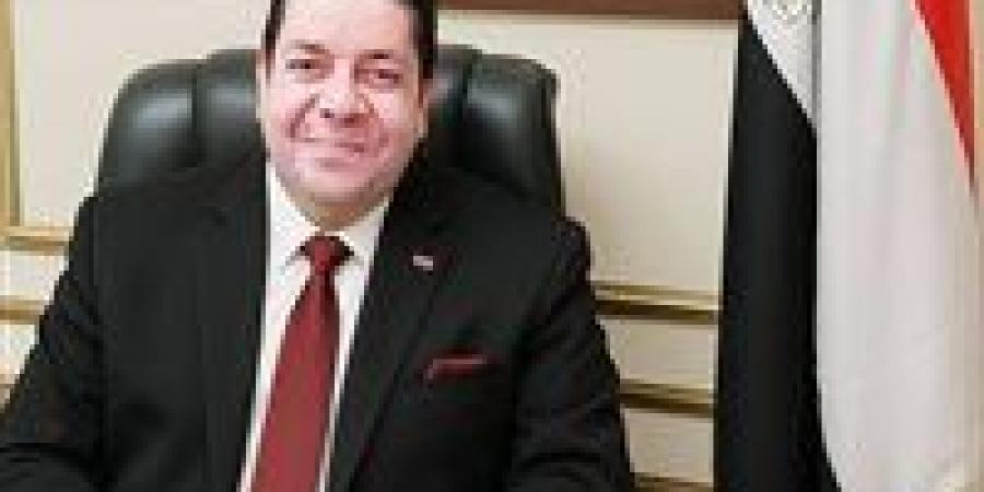 بالبلدي: خلال
      أيام..
      إصدار
      رواية
      «مرايا
      في
      بلاط
      العميان»
      للدكتور
      محمد
      عثمان