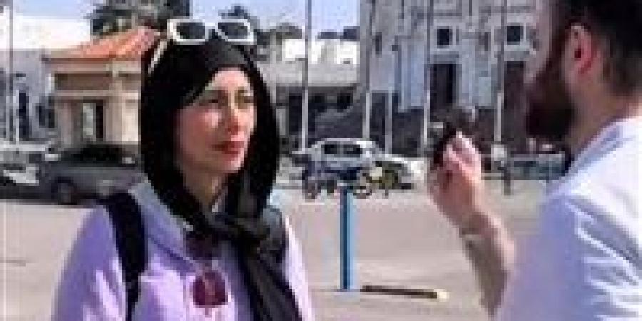 بالبلدي: طالبة
      المنصورة
      تعتذر
      بعد
      فيديو
      مسيء:
      كنت
      بهزر
      وبورسعيد
      بلد
      الأبطال
      والتضحيات