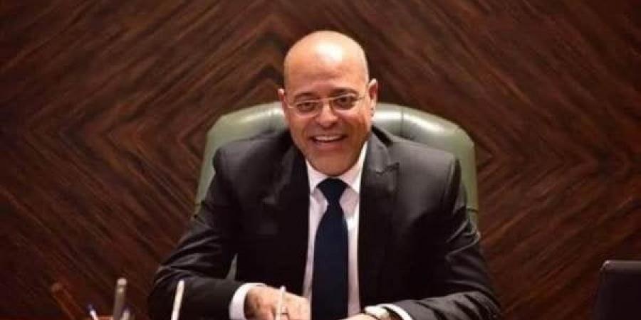 بالبلدي: «وزير
      العمل»
      يوجه
      بمتابعة
      تداعيات
      حادث
      المنوفية
      وسرعة
      صرف
      الدعم
      لهم