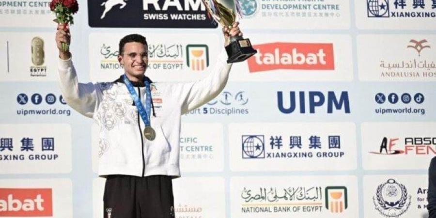 بالبلدي : معتز
      وائل
      يتوج
      بذهبية
      كأس
      العالم
      للخماسي
      الحديث