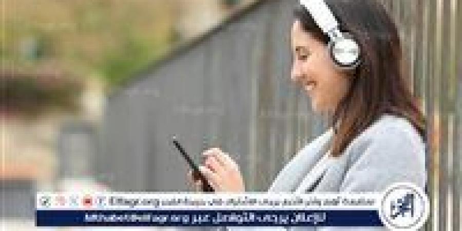 بالبلدي: "لماذا
      تستمع
      الفتيات
      للريميكسات
      أكتر
      من
      الأغنية
      الأصلية؟..
      سر
      الإدمان
      الجديد
      على
      السوشيال
      ميديا