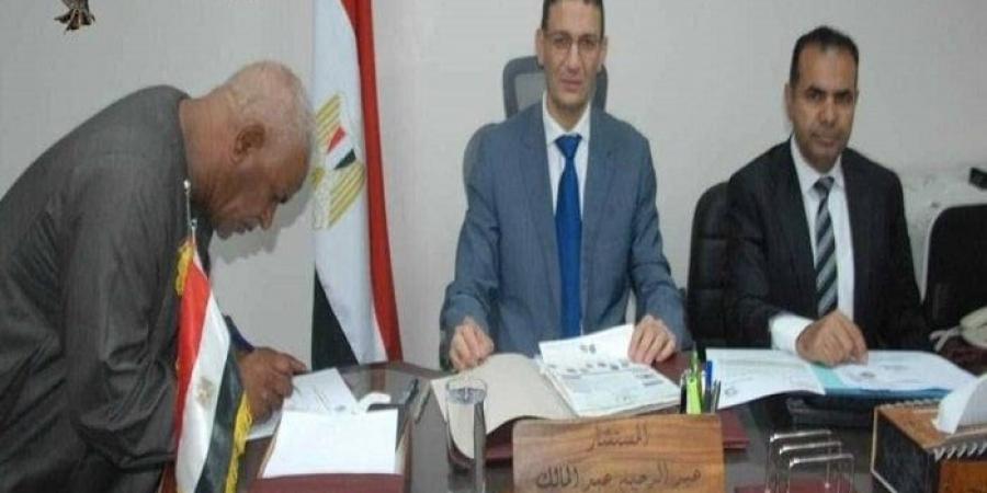 بالبلدي: 6
      مرشحين
      لانتخابات
      مجلس
      الشيوخ
      حتى
      الآن
      بالأقصر