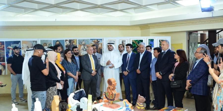 بالبلدي : "إبداعات
      عربية"..
      المعرض
      الختامي
      للطلاب
      الوافدين
      بكلية
      التربية
      الفنية
      جامعة
      حلوان