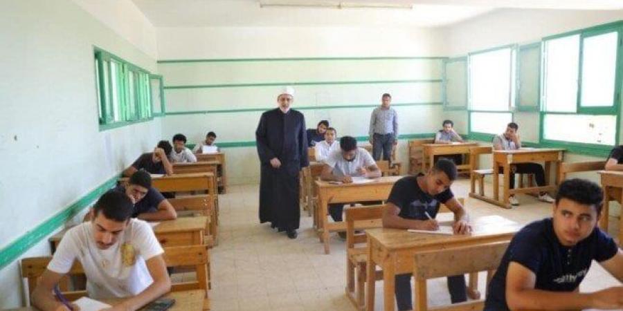 بالبلدي: طلاب
      الثانوية
      الأزهرية
      يؤدون
      اليوم
      امتحان
      مادة
      الجغرافيا