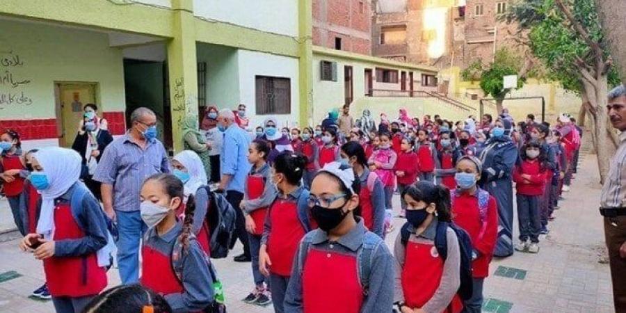 بالبلدي: حالات
      إعفاء
      الطلاب
      من
      المصروفات
      الدراسية
      2025..
      والفئات
      المستحقة