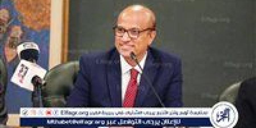 بالبلدي: رئيس
      لجنة
      القيد
      بنقابة
      الصحفيين
      يكشف
      موعد
      لجنة
      المشتغلين
      الجديدة