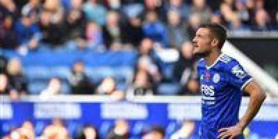 بالبلدي: باتريك
      فييرا
      يرفض
      ضم
      جيمي
      فاردي
      إلى
      جنوى
      رغم
      الاتفاق