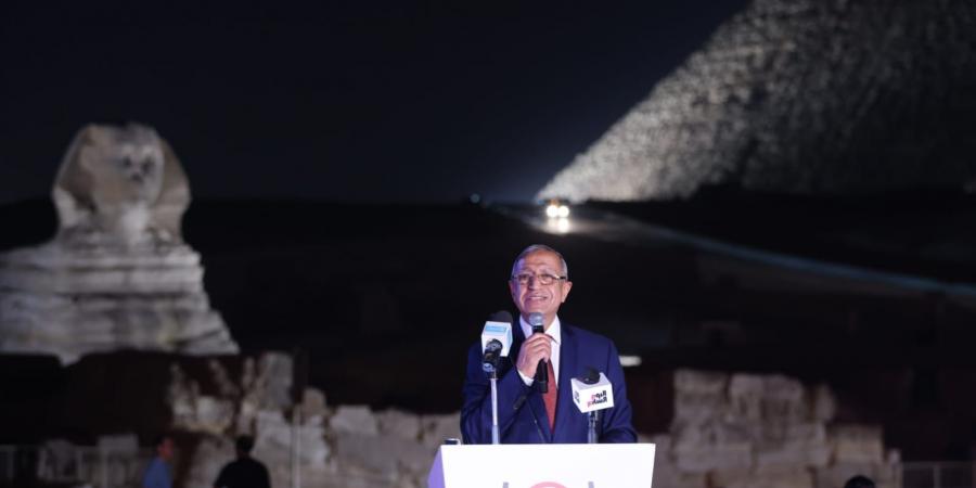 بالبلدي: د.إسماعيل
      عبدالغفار..
      نبيل
      مصري جعل
      المستحيل ممكنًا