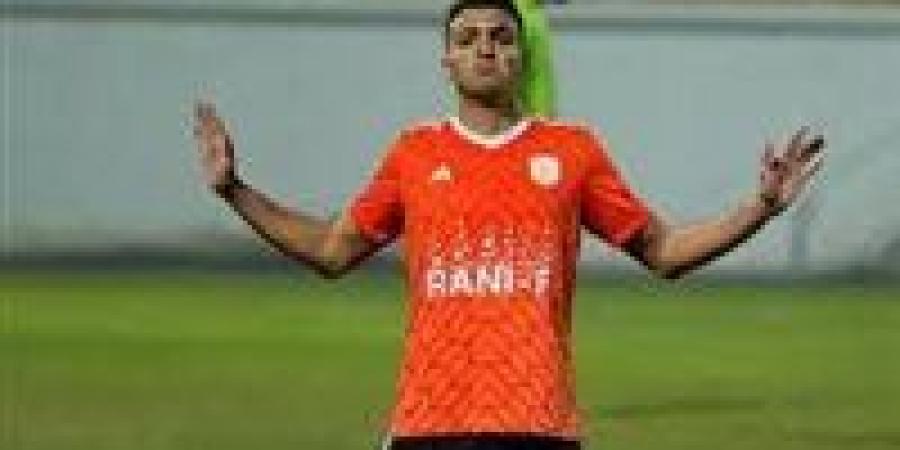 بالبلدي: الغندور:
      ياسين
      مرعي
      يوقع
      رسميا
      للنادي
      الأهلي
      لمدة
      5
      سنوات