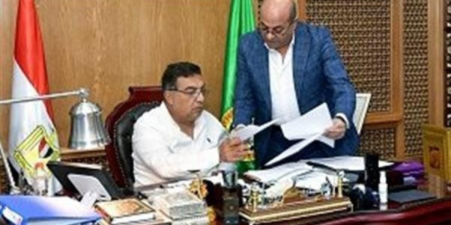 بالبلدي: تنسيق
      الثانوية
      العامة
      2025
      الدقهلية..
      محافظ
      الدقهلية
      يعتمد
      تنسيق
      القبول
      بالصف
      الأول
      الثانوي
      العام
      والفني