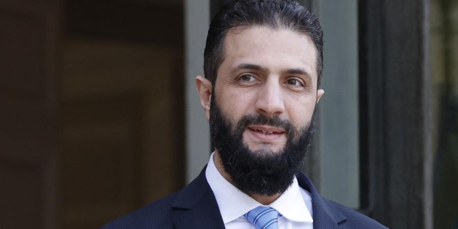 belbalady سوريا.. ما قاله مفتي لبنان أمام أحمد الشرع وسبب تقليده وساما يشعل تفاعلا