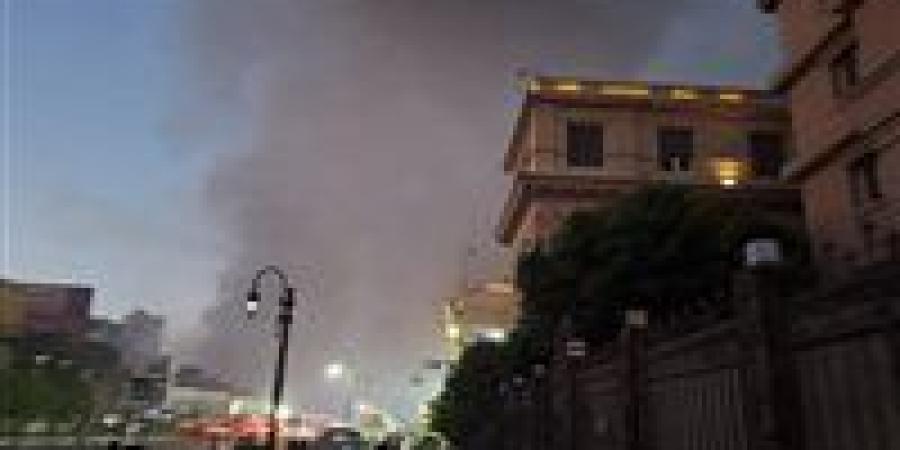 بالبلدي: عاجل
      ـ
      النار
      ترفض
      الانطفاء..
      حريق
      سنترال
      رمسيس
      يعود
      للواجهة
      بانفجارات
      مدوية
      بسبب
      التكييفات