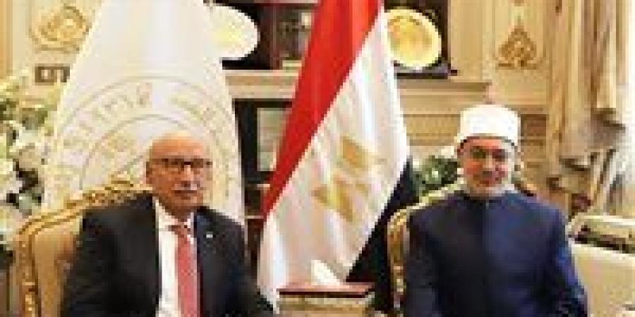 بالبلدي: مفتي
      الجمهورية
      يهنئ
      رئيس
      محكمة
      النقض
      بتوليه
      مهام
      منصبه
      الجديد