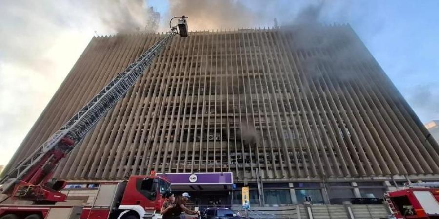 بالبلدي : الصحة:
      21
      مصابًا
      حتى
      الآن
      في
      حريق
      سنترال
      رمسيس
      ولا
      وفيات..
      فيديو