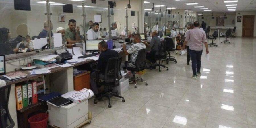 بالبلدي: جهاز
      مدينة
      العبور:
      تطوير
      الخدمات
      الرقمية
      وتيسير
      الإجراءات
      على
      المواطنين