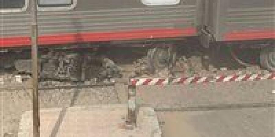 بالبلدي: بدء
      أعمال
      رفع
      قطار
      القاهرة
      -
      الإسكندرية
      بعد
      خروجه
      عن
      القضبان