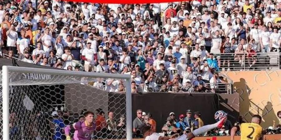 بالبلدي: بالخطأ..
      مبابي
      يستخدم
      "الذكاء
      الاصطناعي"
      لتضليل
      الجماهير